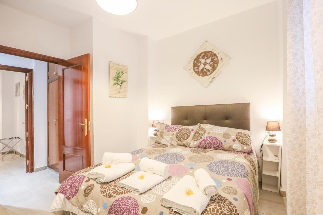 Apartamento Sol Севілья Екстер'єр фото